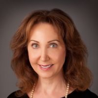 Diane Abrahamian headshot image