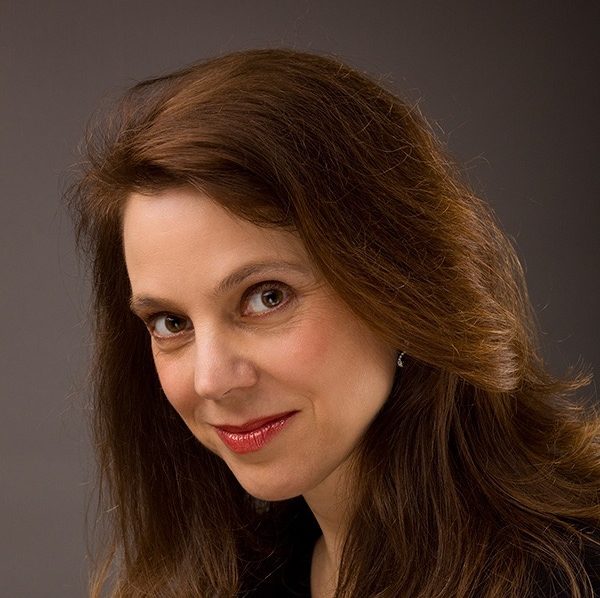 Andrea Folan headshot image