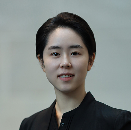 Huiping Cai headshot