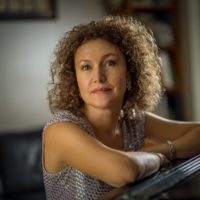 Irina Lupines headshot image