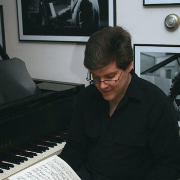 Paul Hofmann headshot image