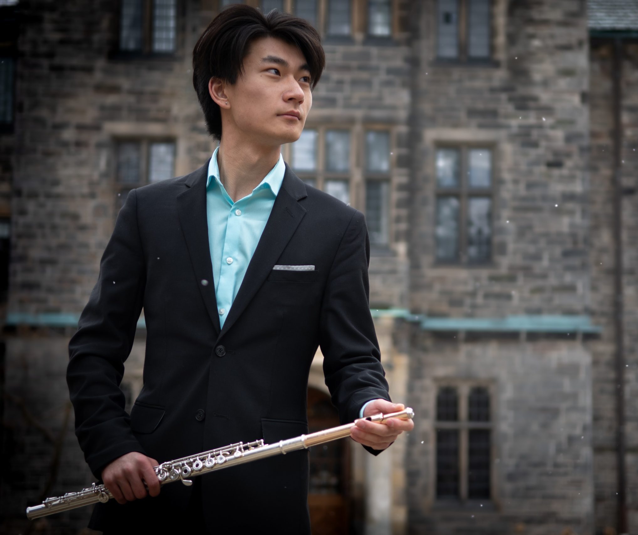 Ray Zheng headshot image