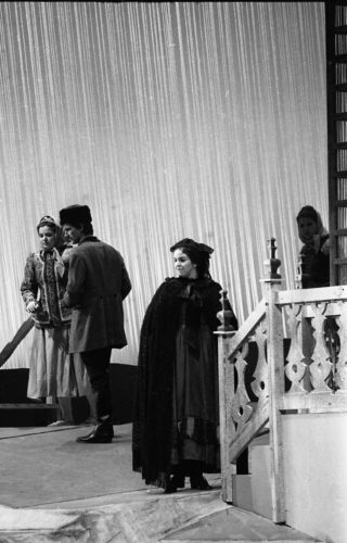 4 Katja Kabanova-Act 3, Kabanicha after Katja has died. 4 Katja Kabanova-Act 3, Kabanicha after Katja has died.