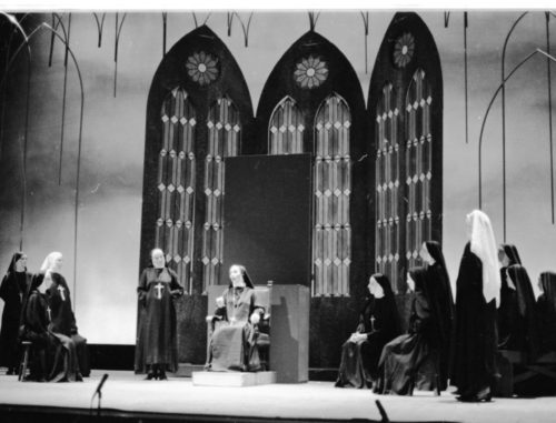 4 Ouzer R793-20A Scenes from Eastman Opera Theater’s 1969 production of Dialogues of the Carmelites, the first of five EOT productions to date.