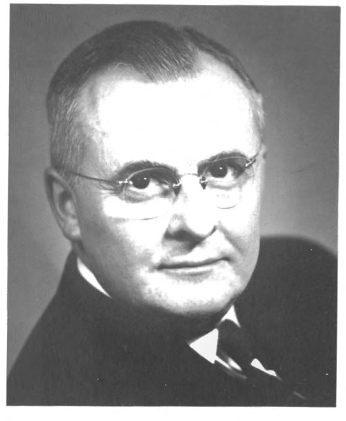 Dr. Allen Irvine McHose (1902-1986), director of the summer session from 1953 until 1967. Primarily teaching music theory, Dr. McHose served on the Eastman faculty from 1927 until his retirement in 1967.