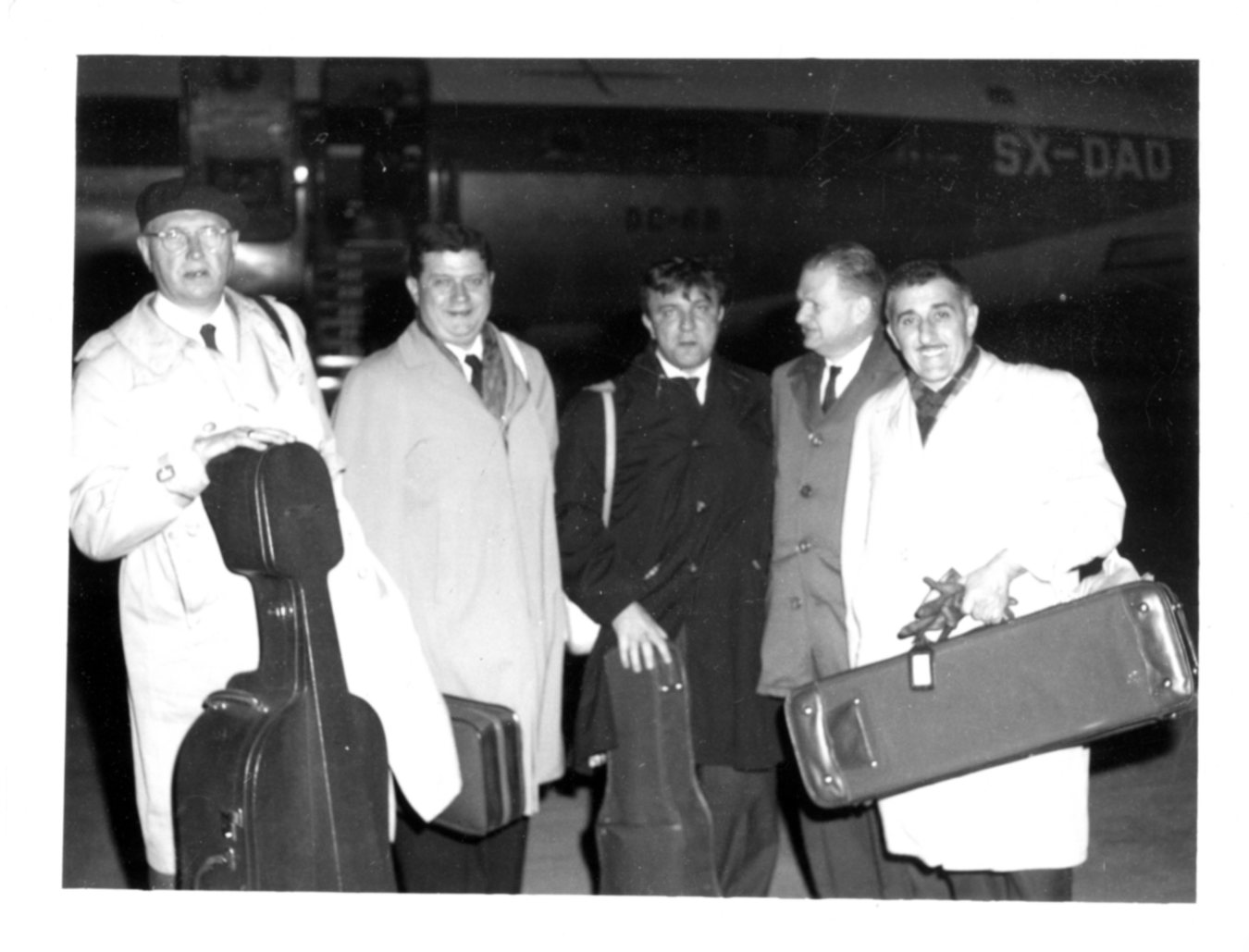 The members of the Eastman String Quartet on the tarmac at Istanbul, Turkey, March 25, 1960. John Celentano Collection, Sibley Music Library.