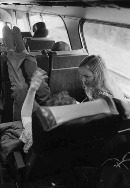 Ouzer R2766-31A Shots of Eastman Philharmonia members on the road during their five-day tour, together with the surrounding scenery.