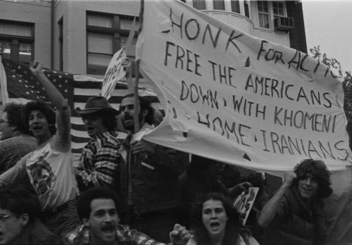 Ouzer R2770-11A Shots of Eastman Philharmonia members on the road during their five-day tour, together with the surrounding scenery.