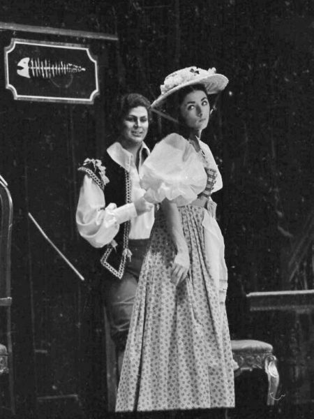 R1064-18 Shots from the EOT production of Die Schweigsame Frau. The production was double-cast.