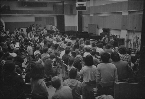 Eastman School students gathered in Room 120 (today the Rayburn Wright Room) to hear Yo-Yoa Ma’s master class.