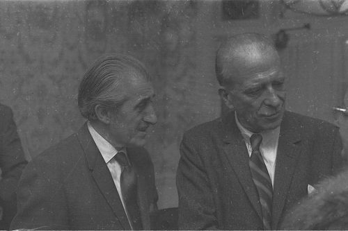José Echániz with violinist John Celentano.