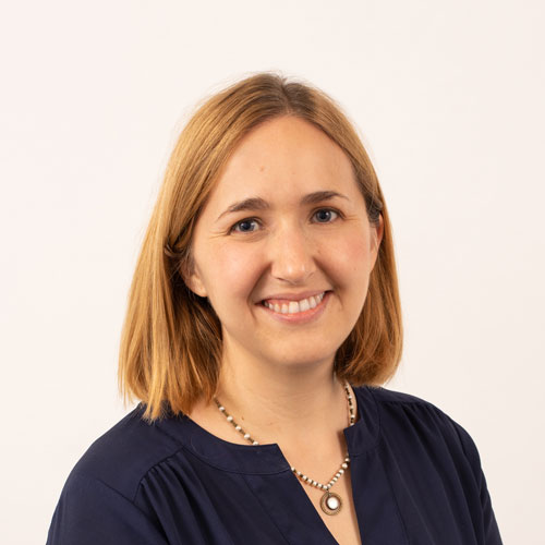 2018-Headshot_ChristinaCrispin_HiRes_SQ_500x500 Christina Crispin