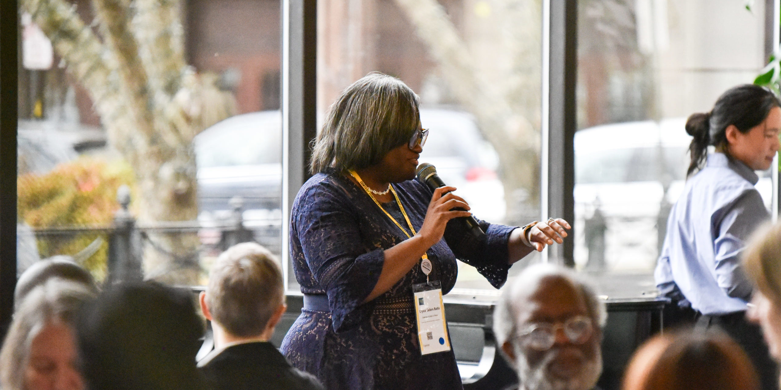 2023-11-04 SAI Lunch-Concert-Sproull Atrium-188_LS Dr. Crystal Sellers Battle, host and keynote speaker for Context Conference 2023, speaks to attendees at a luncheon in Sproull Atrium. Photo by Lauren Sageer.