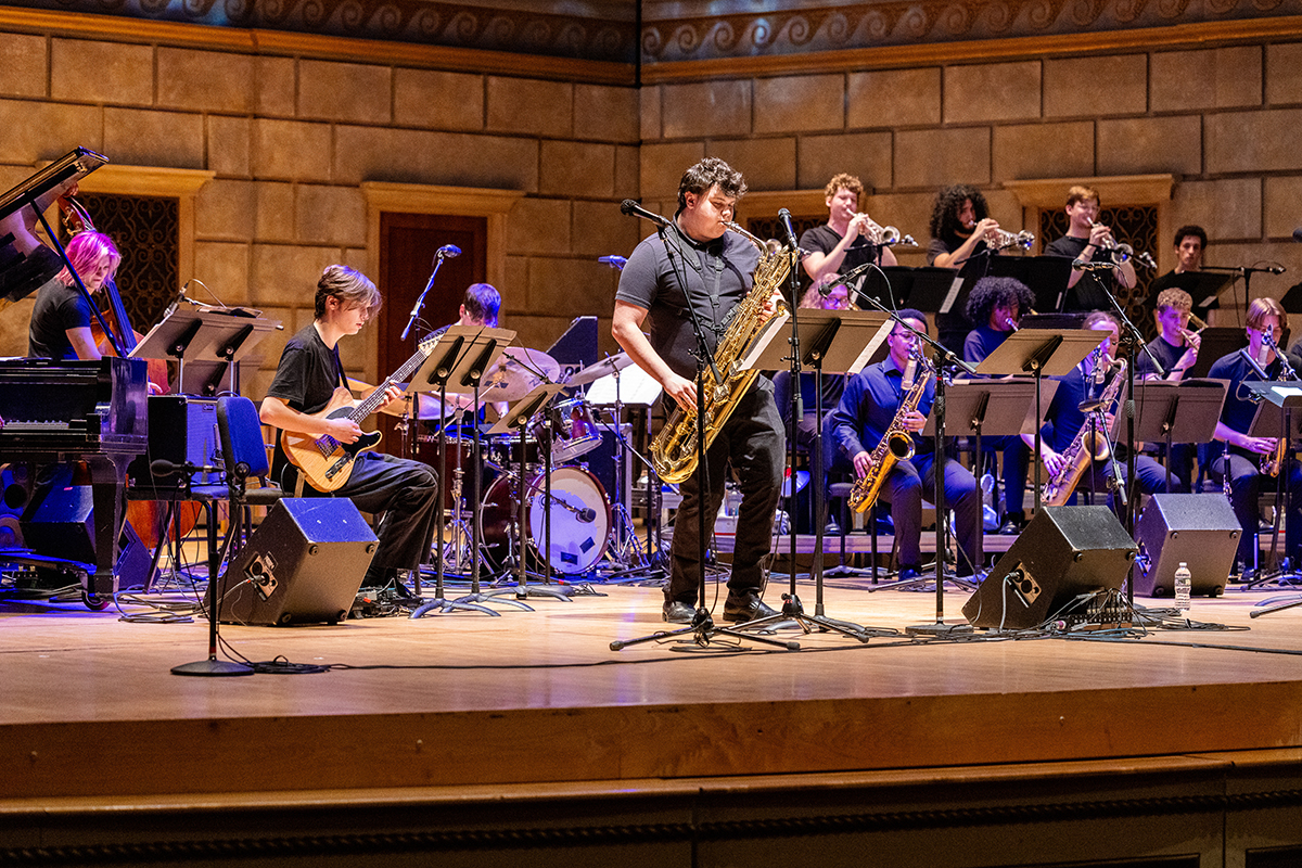 2025-04-15 EJE and EJNE -016 2025-04-15 EJE and EJNE -016 image