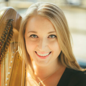 Andrea Mumm headshot image