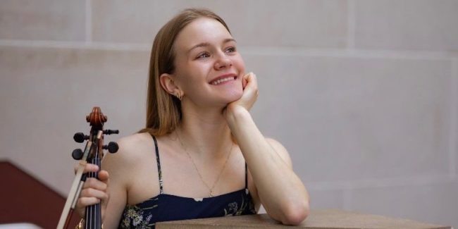 Angelina Phillips image