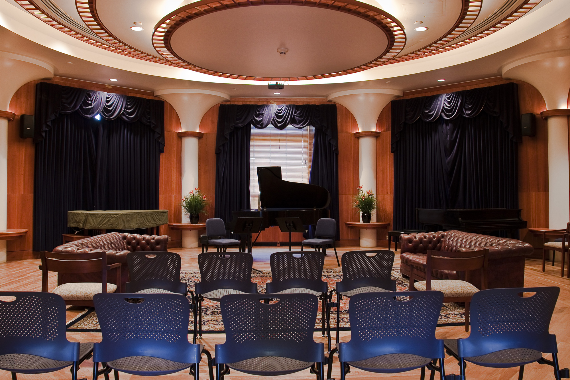 Ciminelli Formal Lounge