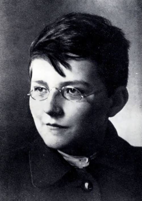 Dmitri-Shostakovich-1