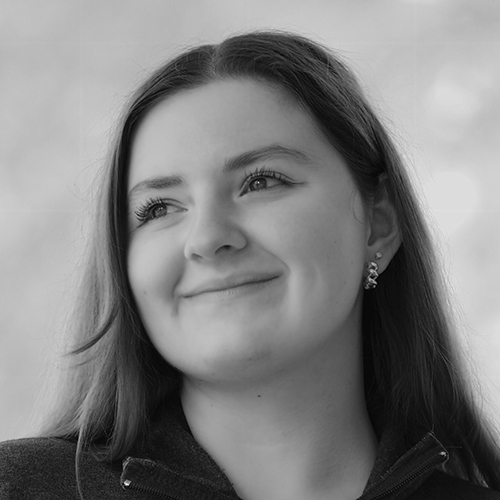 Erin Fowler headshot