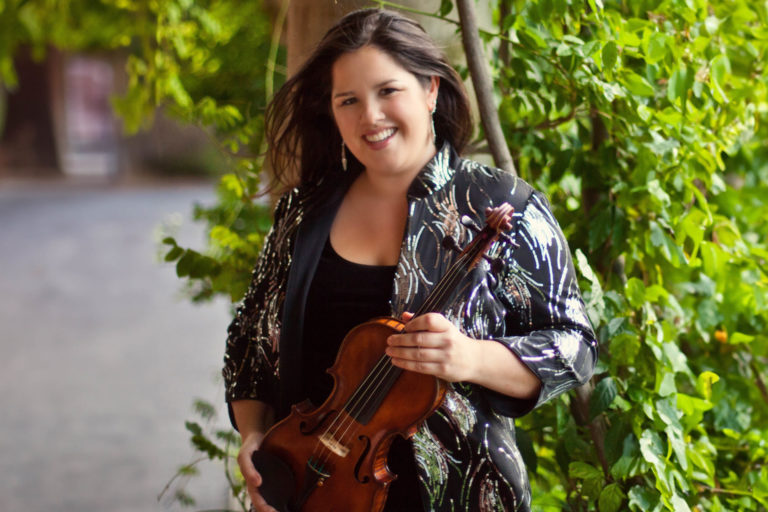 Juliana Athayde image