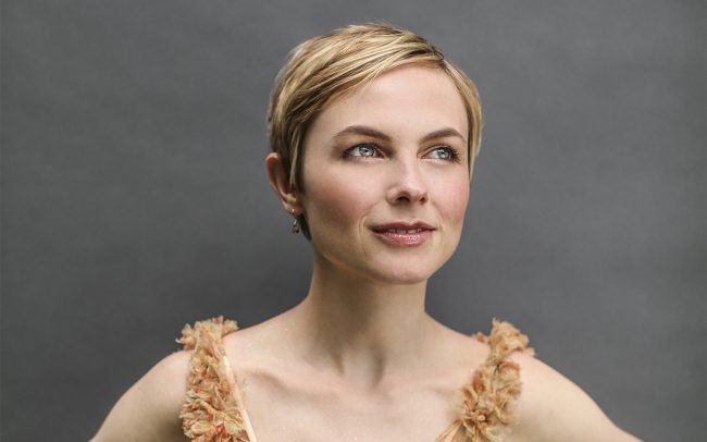Kat Edmonson image