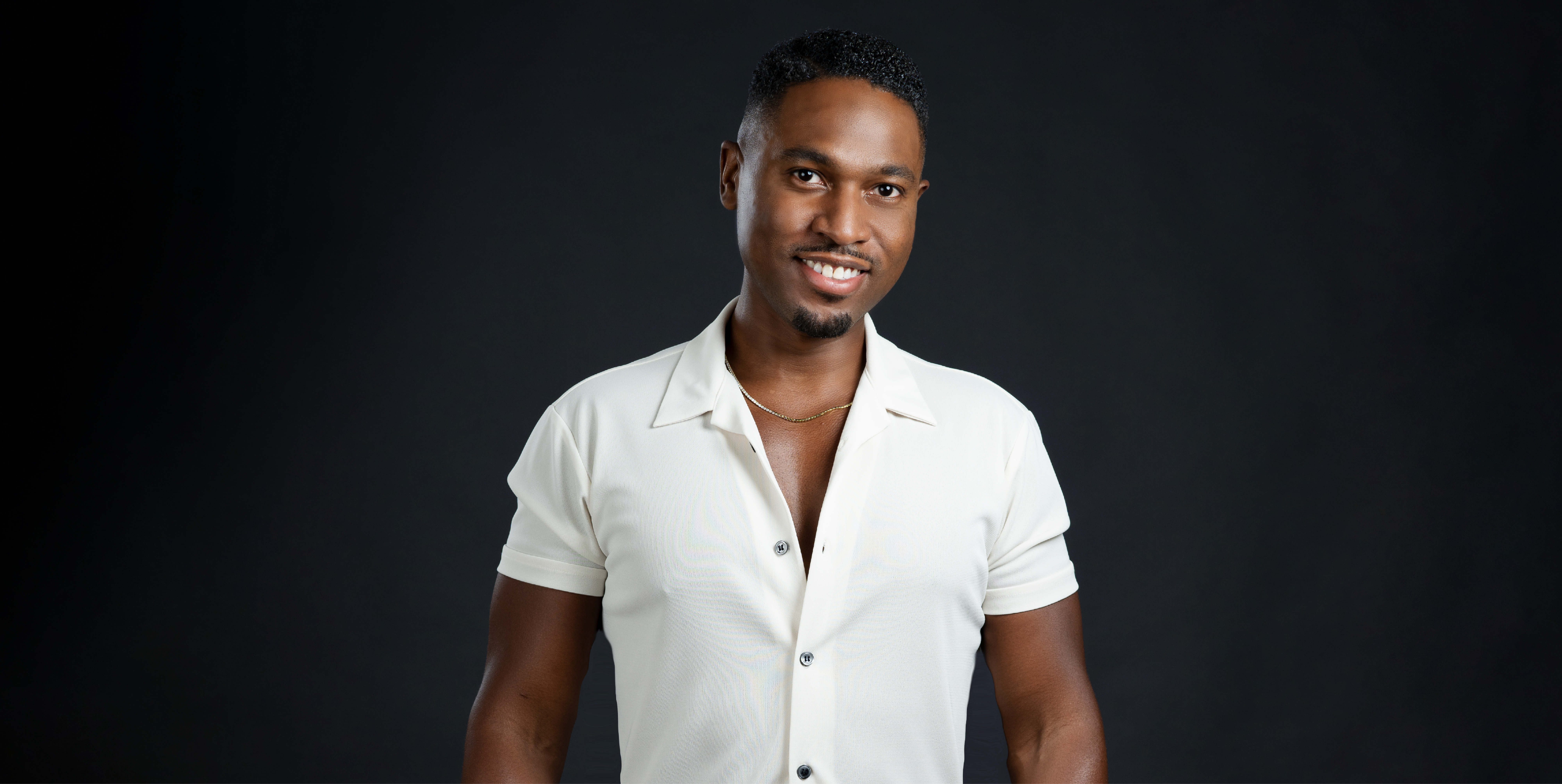 Baritone and conductor Malcolm Merriweather