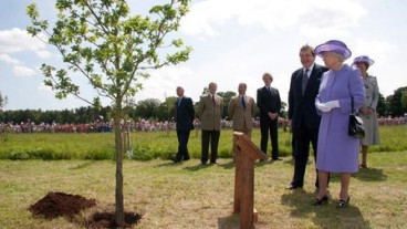 Queen Elizabeth II at Hatfield House