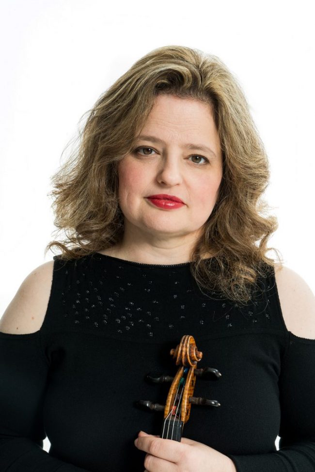 ReneeJolles-710×1064