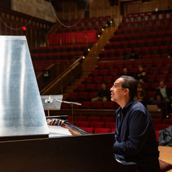 Visiting-Artist-Danilo-Perez-during-Rehearsal