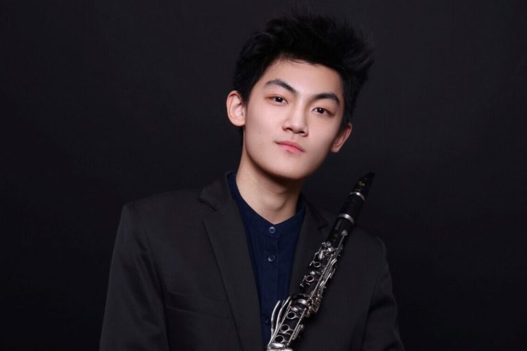 Zhiwei-Victor-Ni Headshot