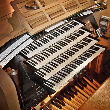 Asbury Chancel Organ Console