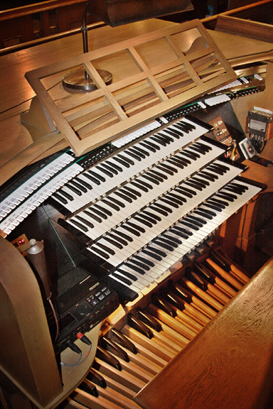 Asbury Chancel Organ Console