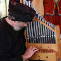 organetto being played